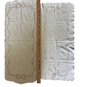 Vintage embroidered Table runners, lot of 2